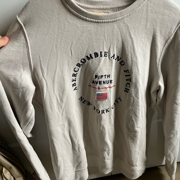 Abercrombie ands finch sweater - Picture 3 of 3